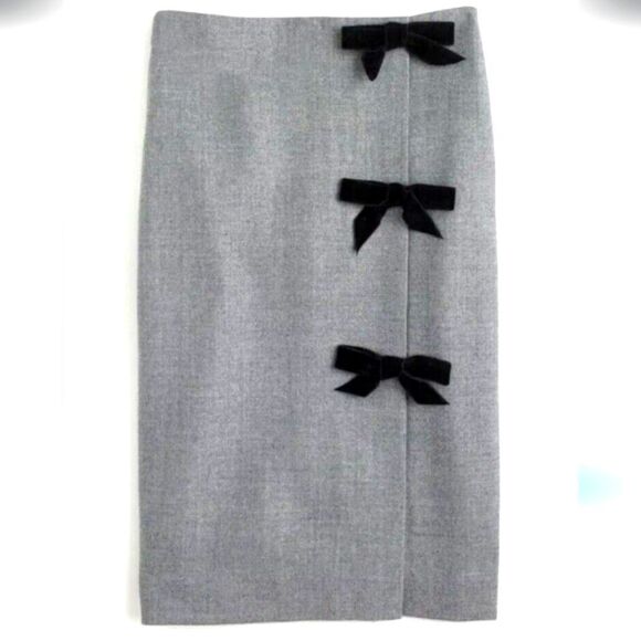 Jcrew Nwot grey Double Serge 💯 Wool Pencil Skirt with velvet bows size 2 - Picture 2 of 12